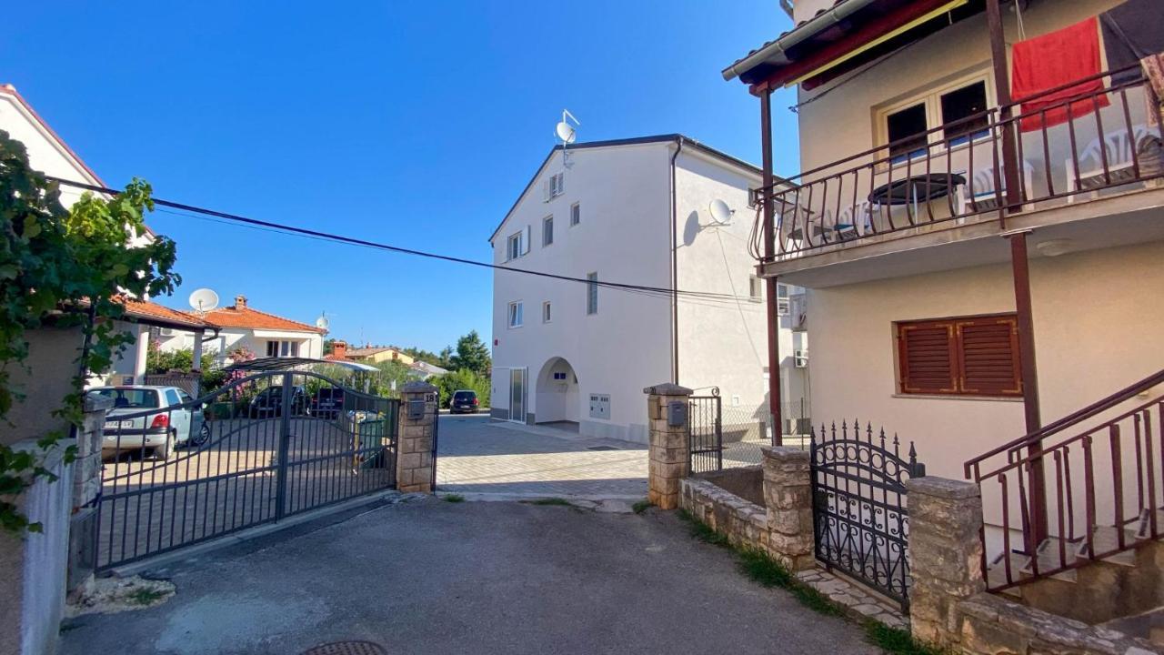 Apartments Korina&Dadi Rovinj Bagian luar foto