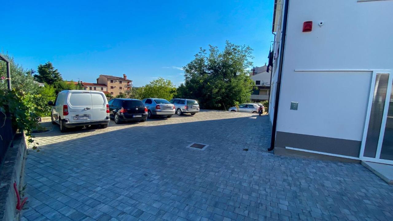 Apartments Korina&Dadi Rovinj Bagian luar foto
